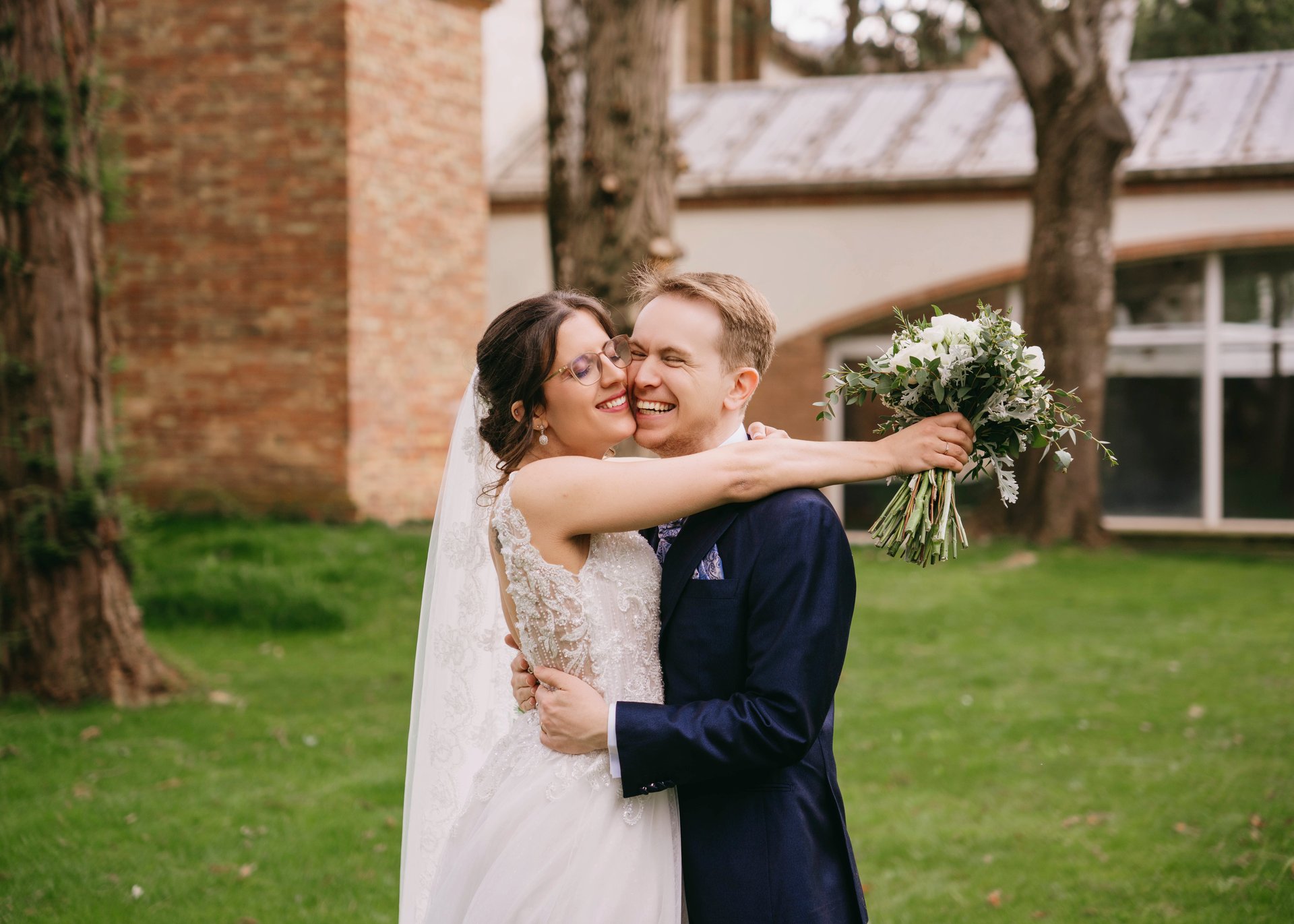 10 fotos imprescindibles de la sesión de boda: las imágenes que toda novia quiere tener en su álbum