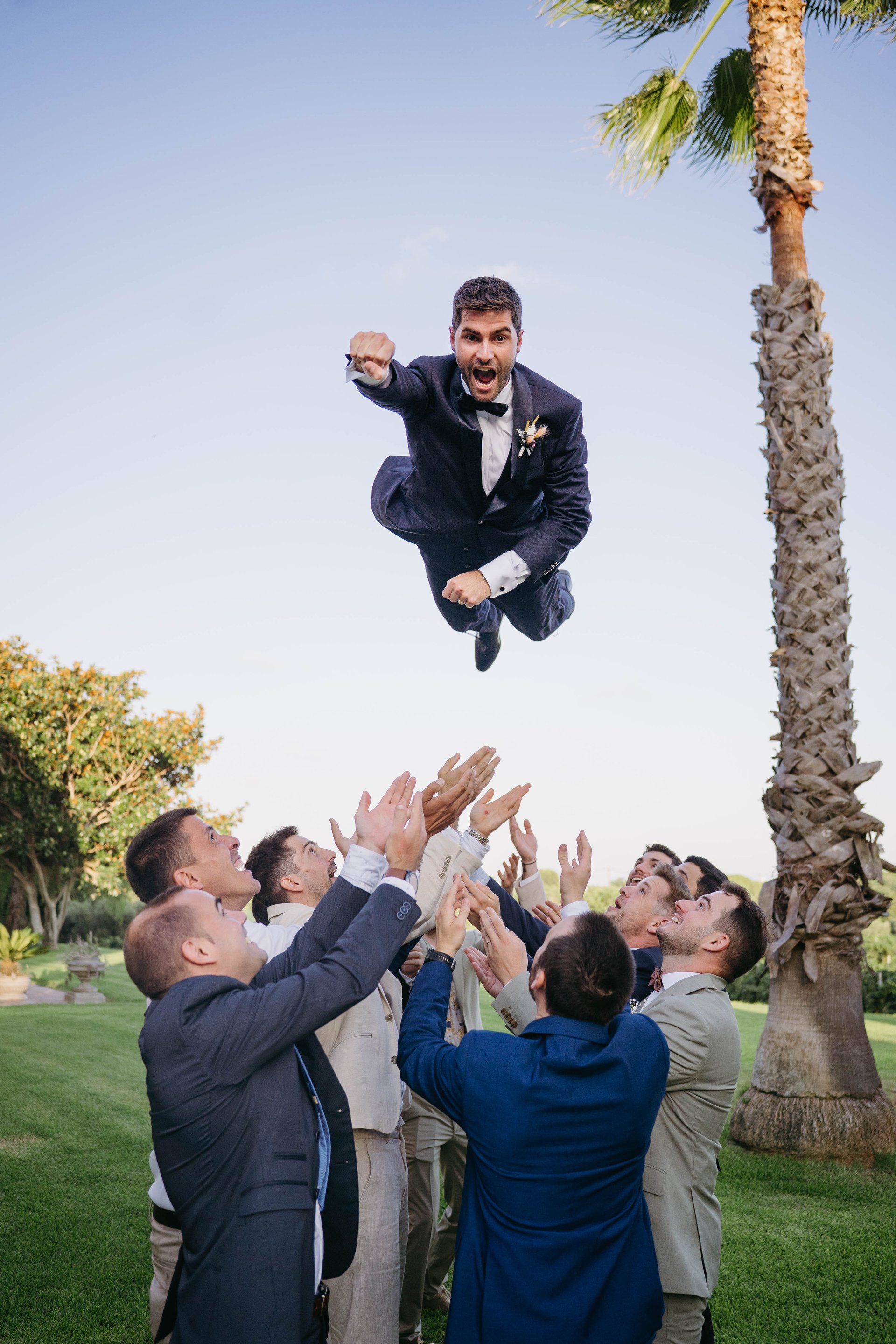Fotógrafo de bodas en Tarragona captando un momento emotivo